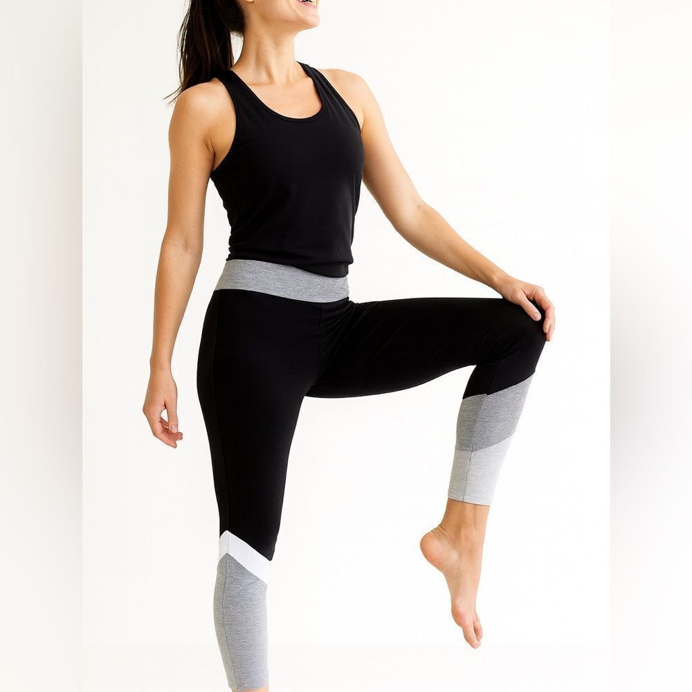 Derek Heart Color Block Yoga Leggings Women’s Size L Black Gray Athleisure